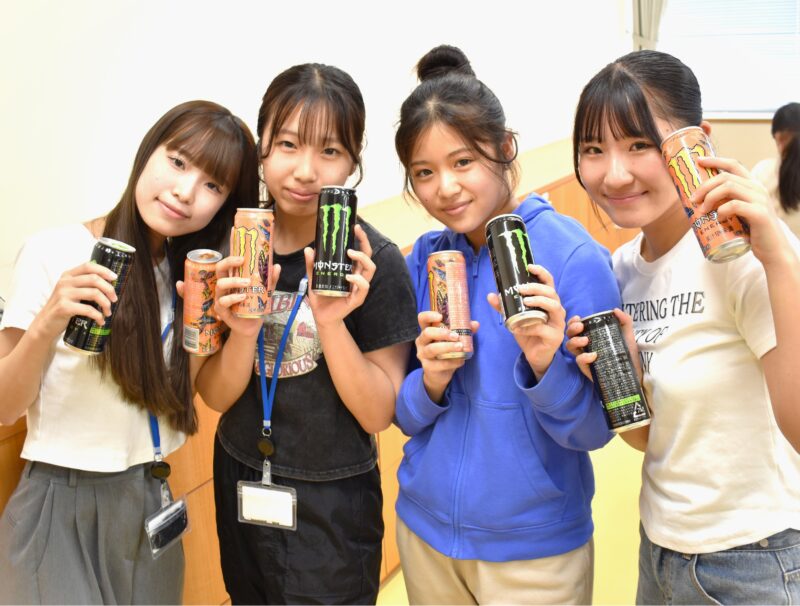 梅雨を乗り切る学業応援『モンスターエナジー』